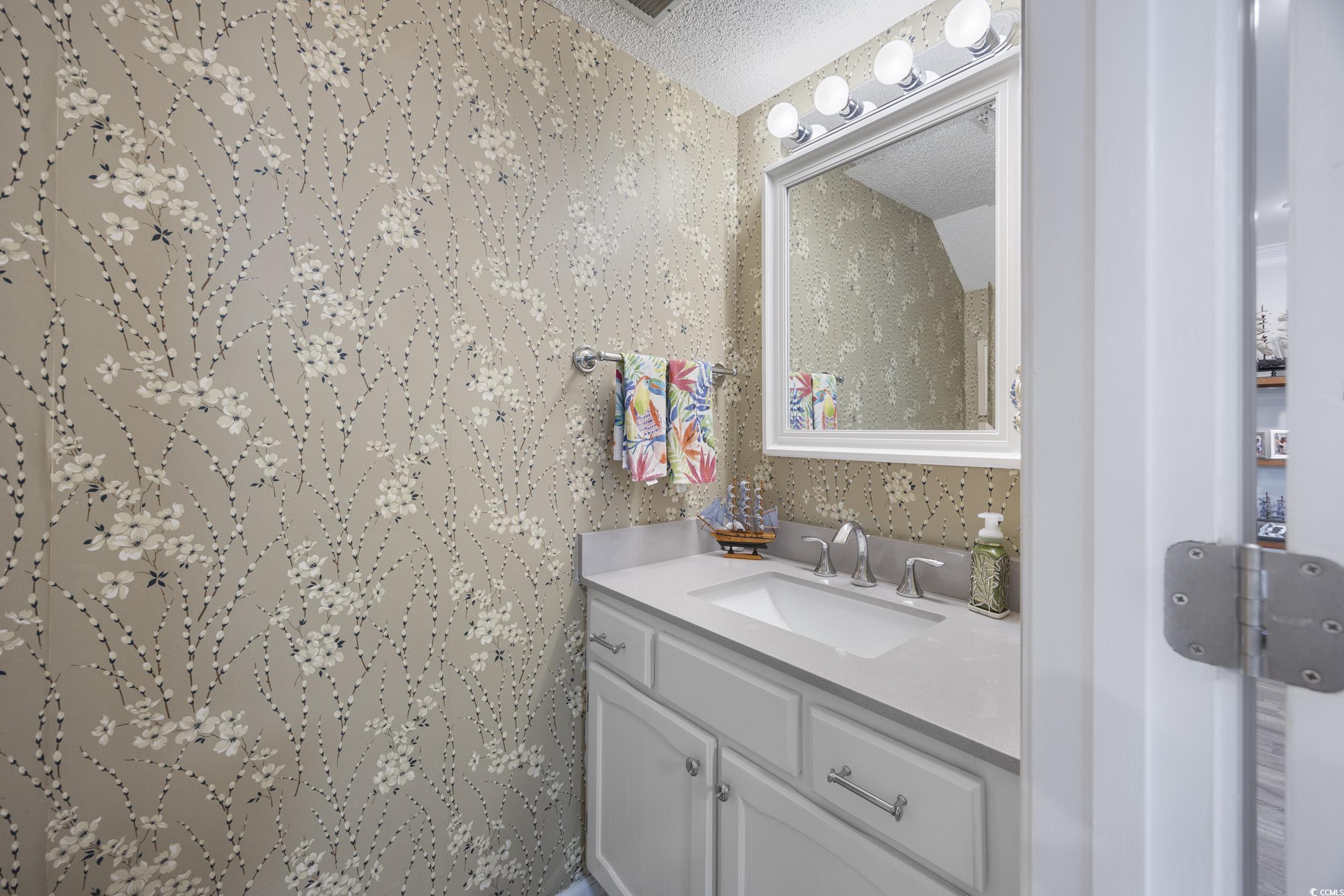 812 Villa Dr. Unit: 812