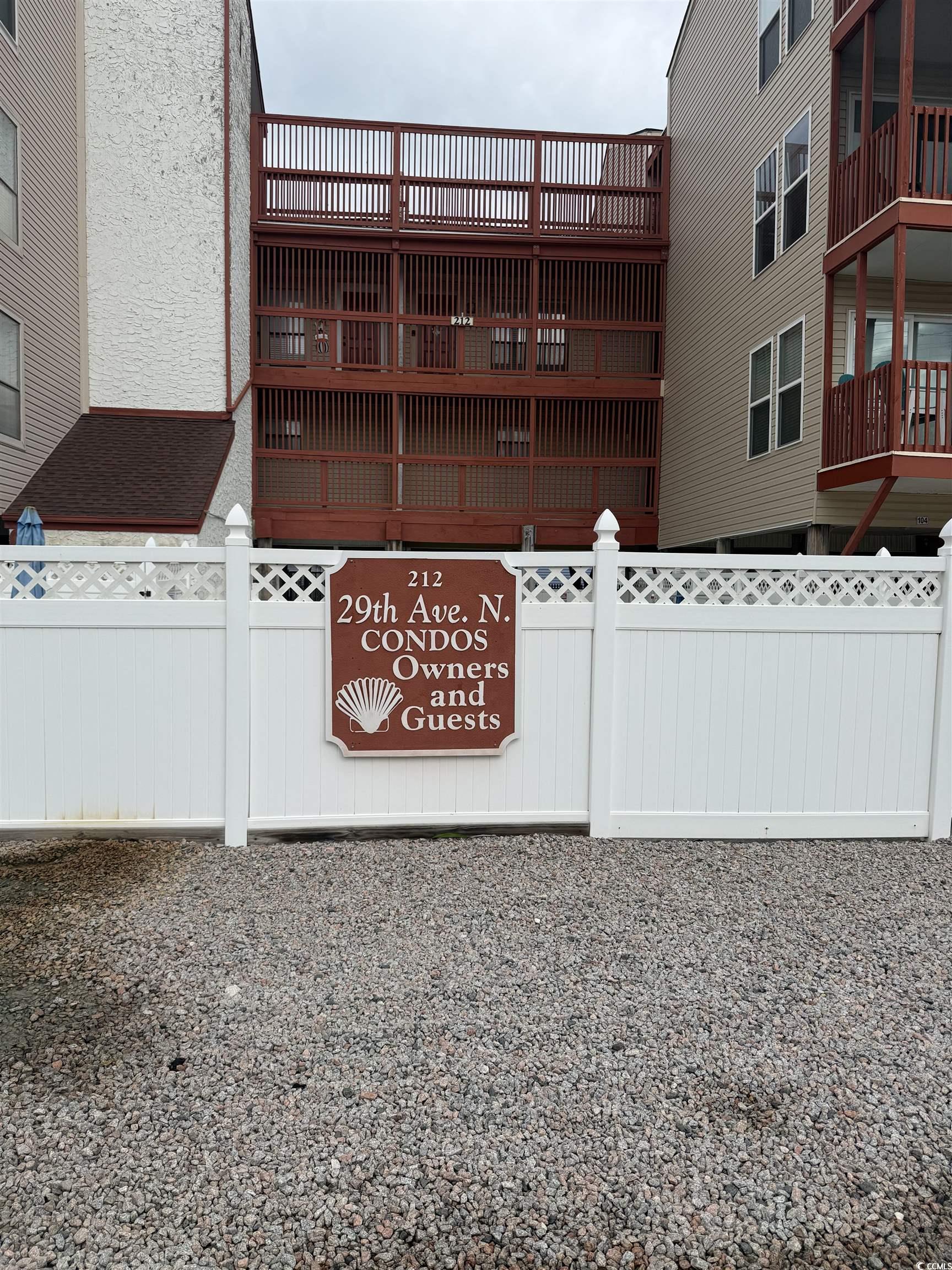 212 29th Ave. N Unit: 206