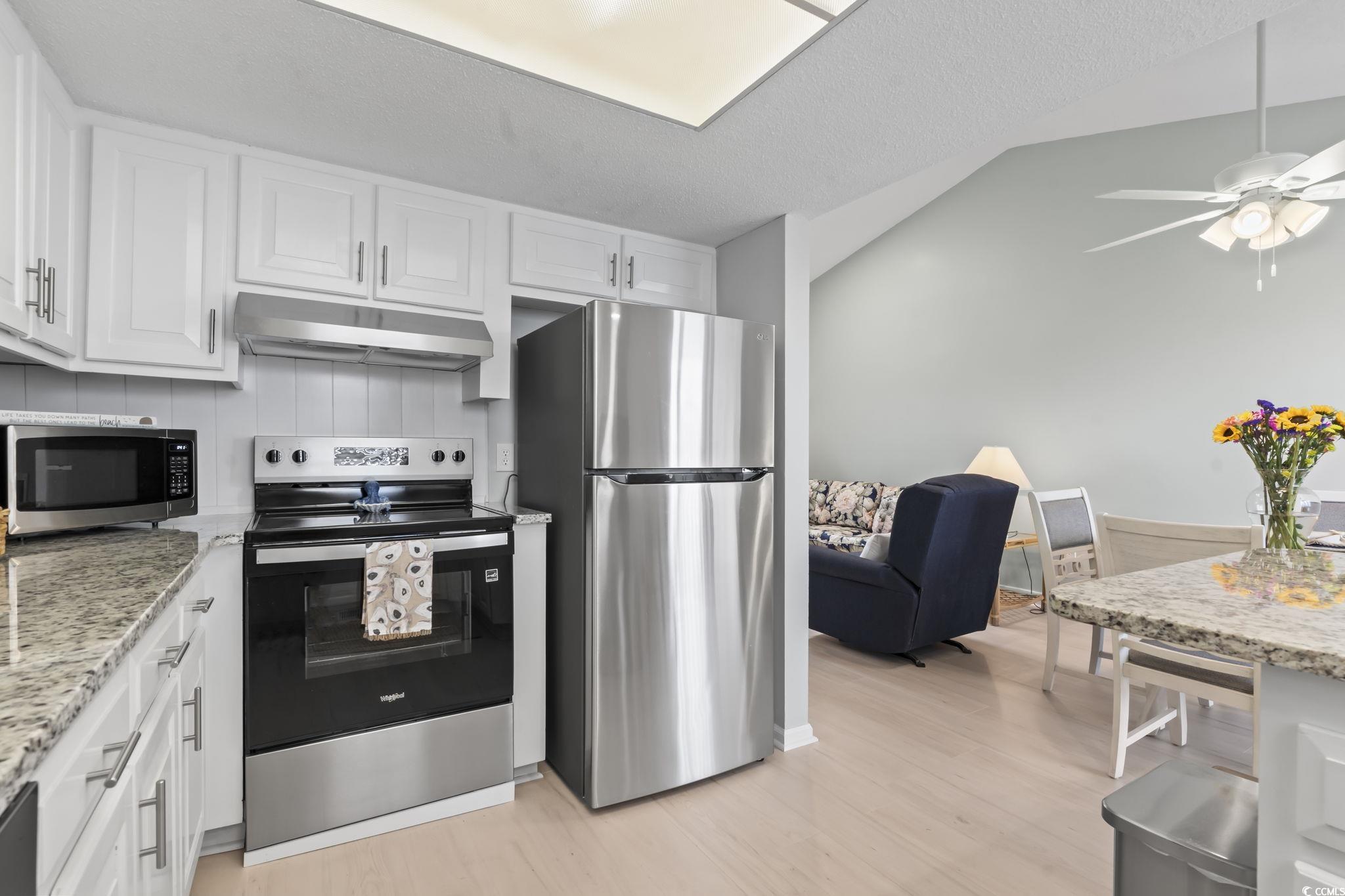 212 29th Ave. N Unit: 206