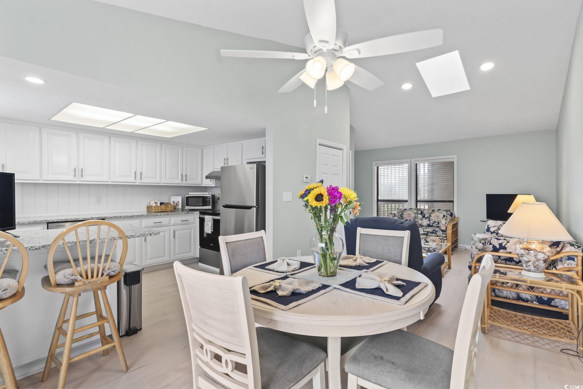 212 29th Ave. N Unit: 206