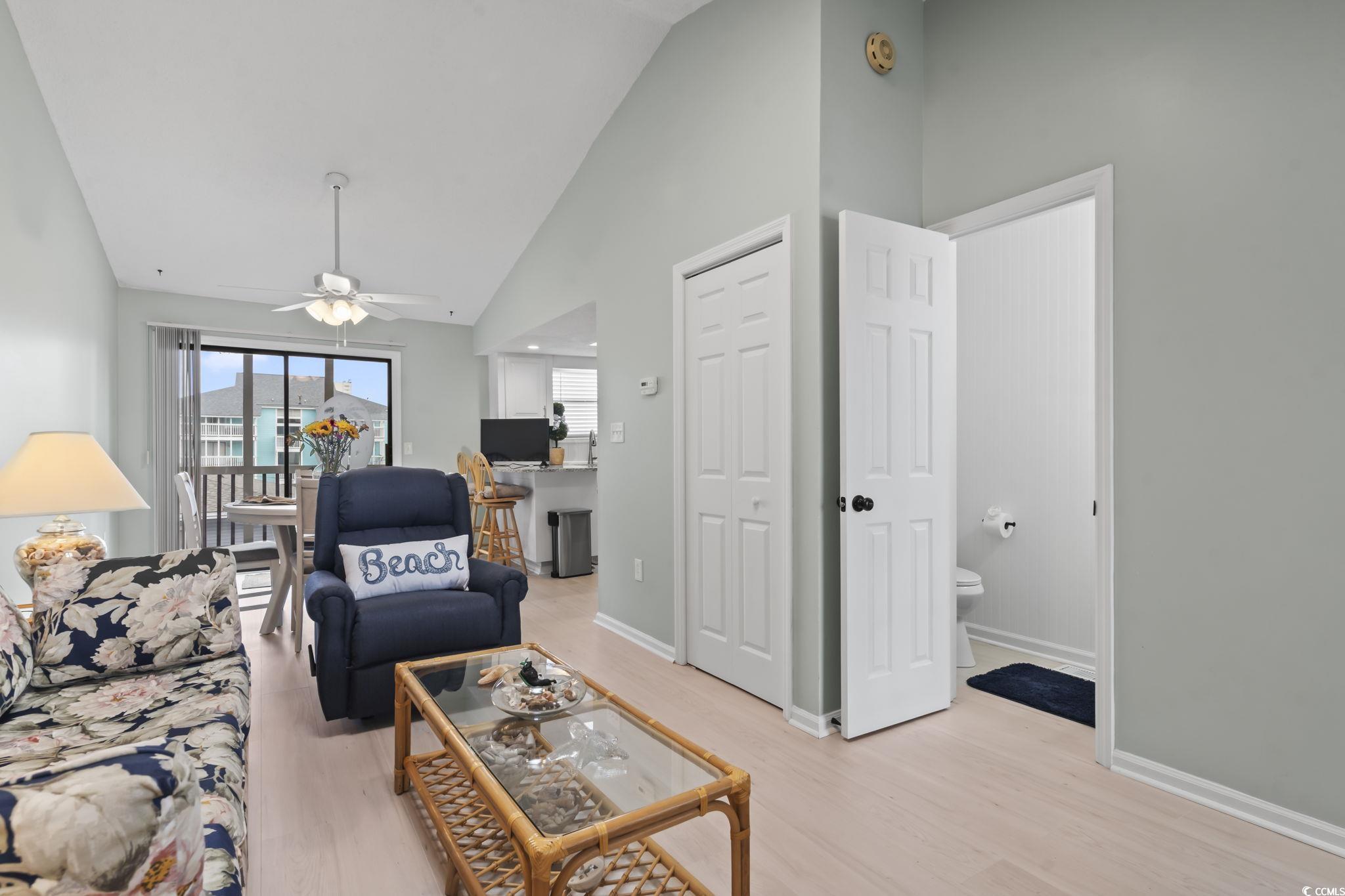 212 29th Ave. N Unit: 206