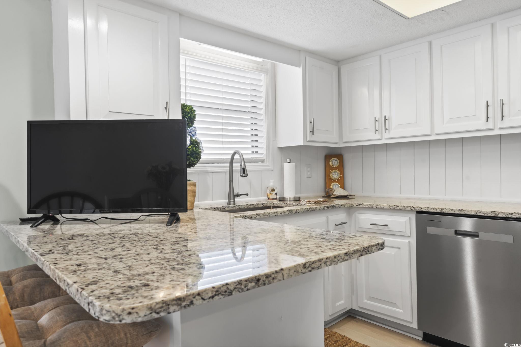 212 29th Ave. N Unit: 206