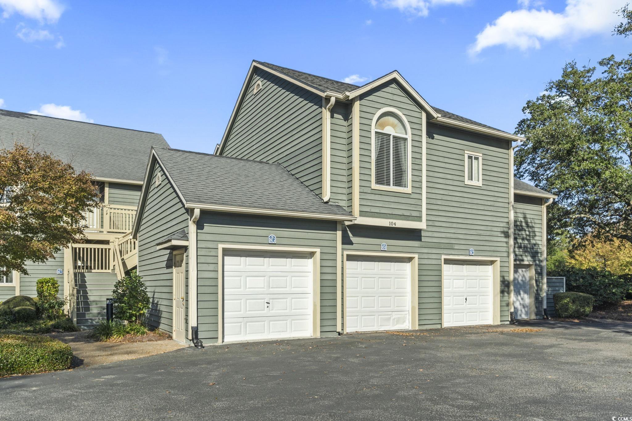 104 High Circle Unit: 8C