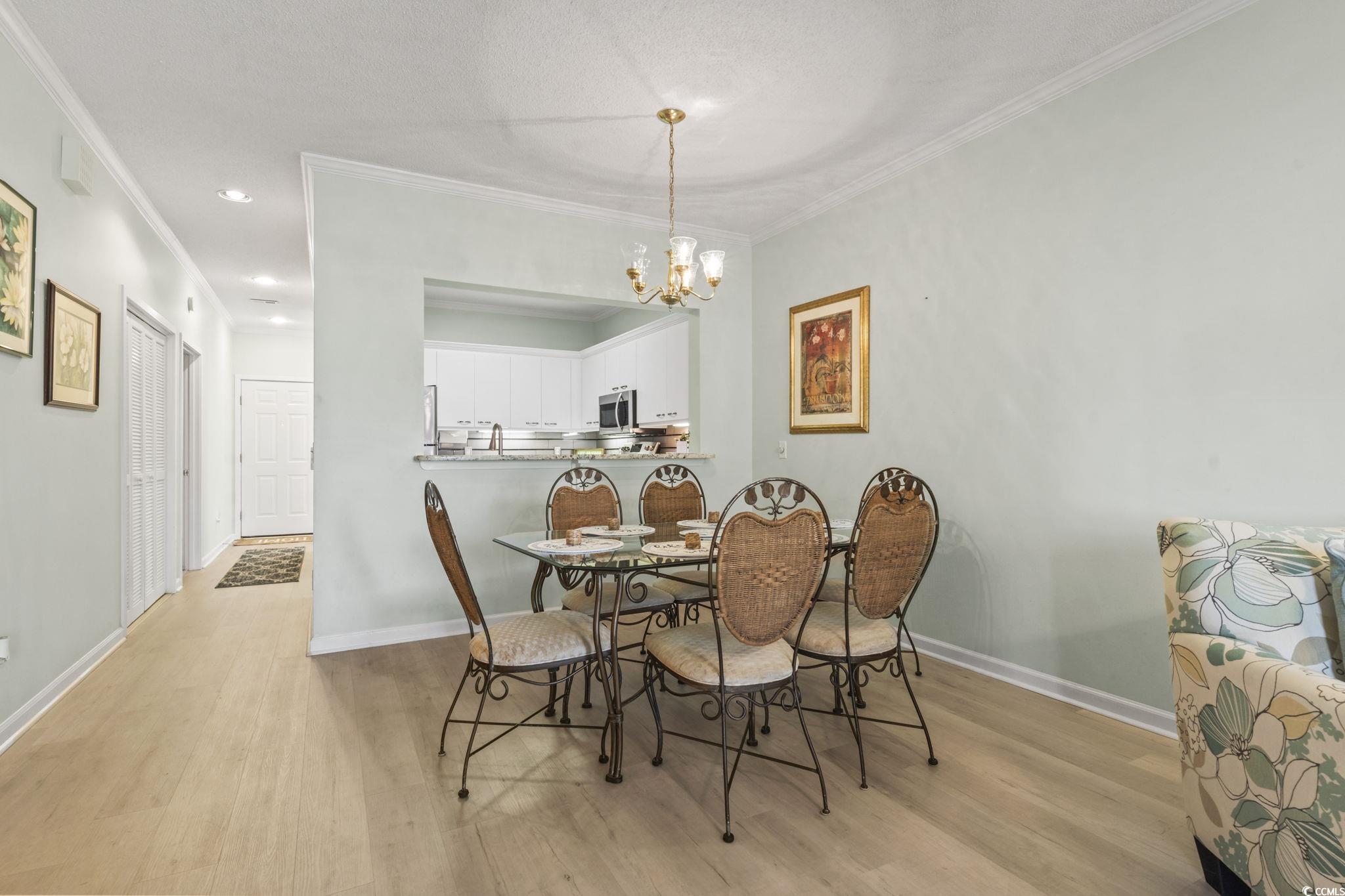 104 High Circle Unit: 8C