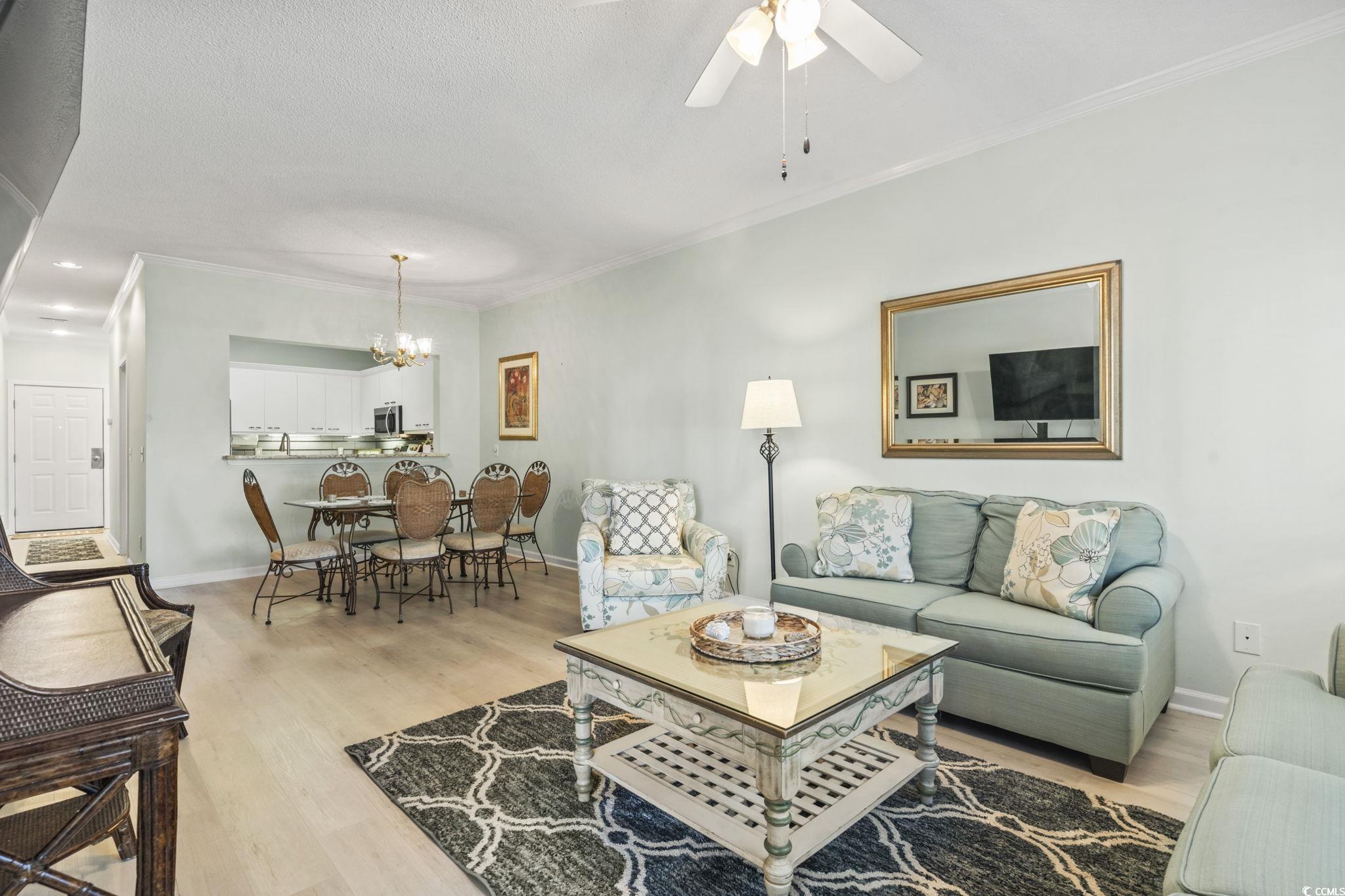 104 High Circle Unit: 8C