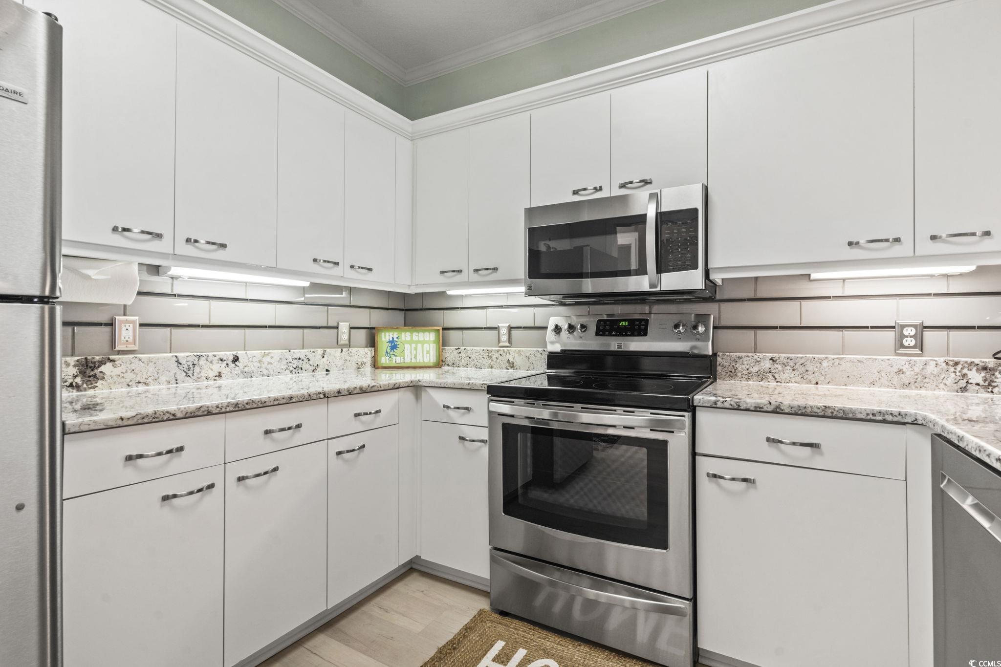 104 High Circle Unit: 8C