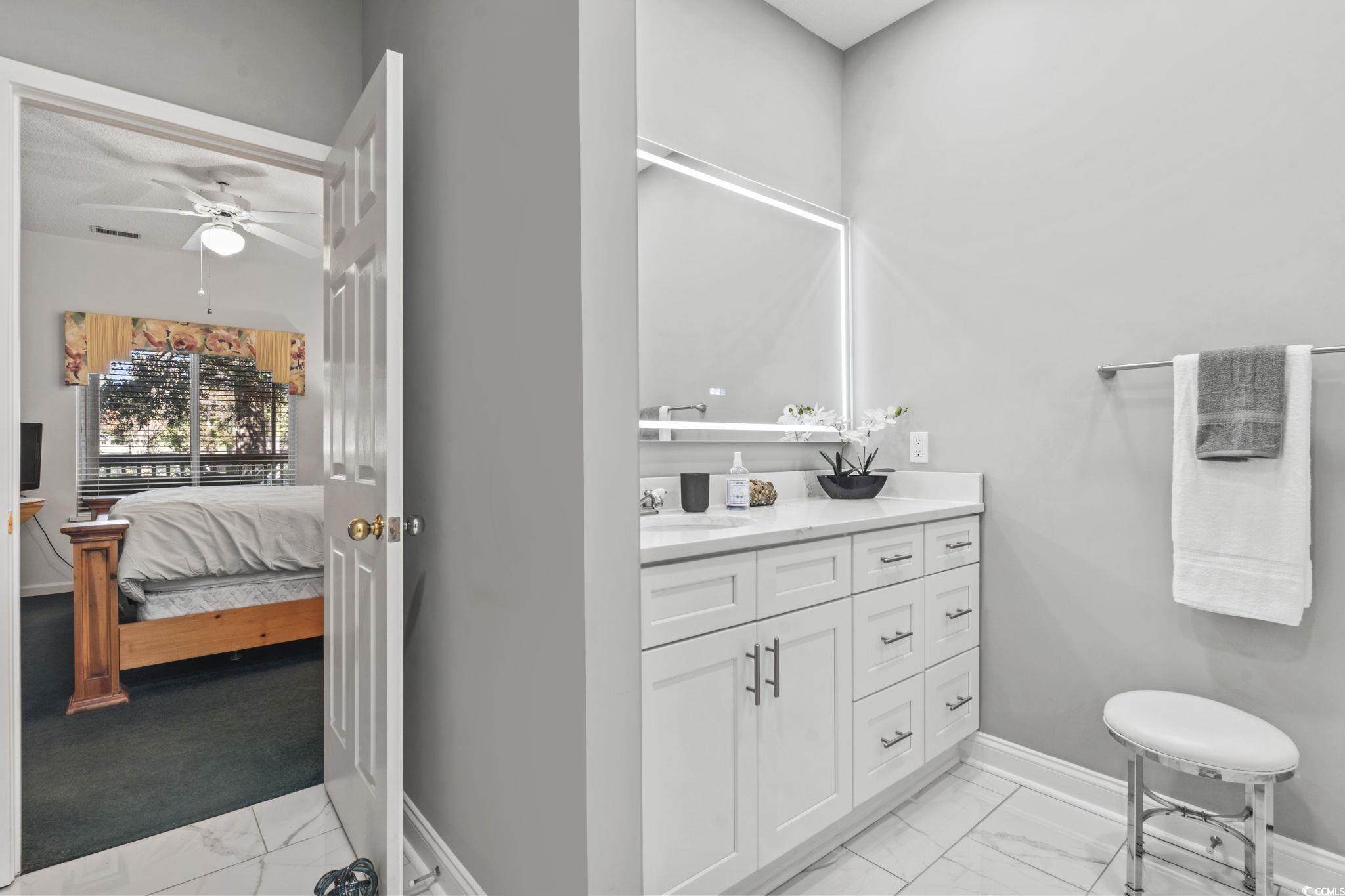 104 High Circle Unit: 8C