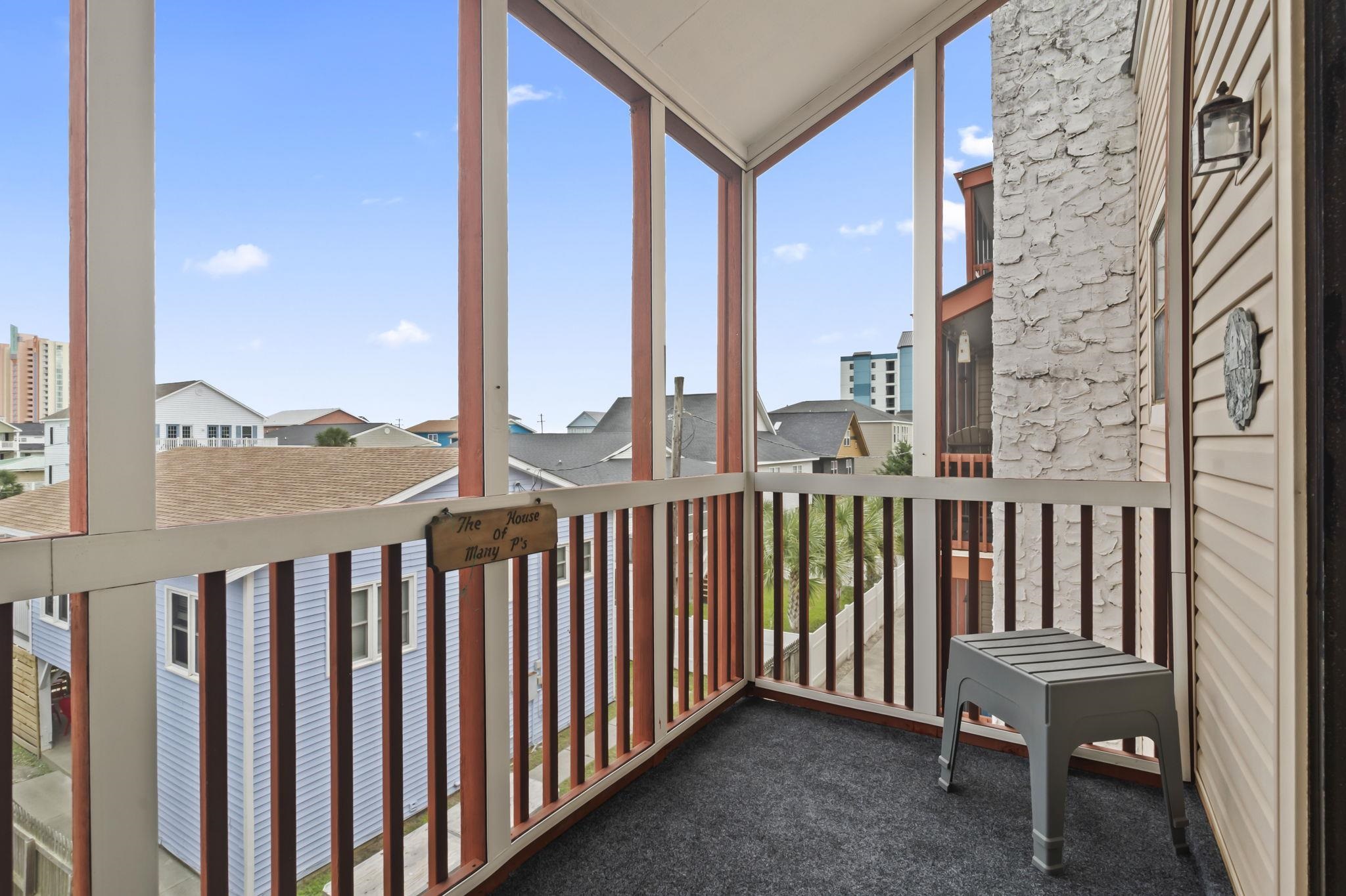 212 29th Ave. N Unit: 206