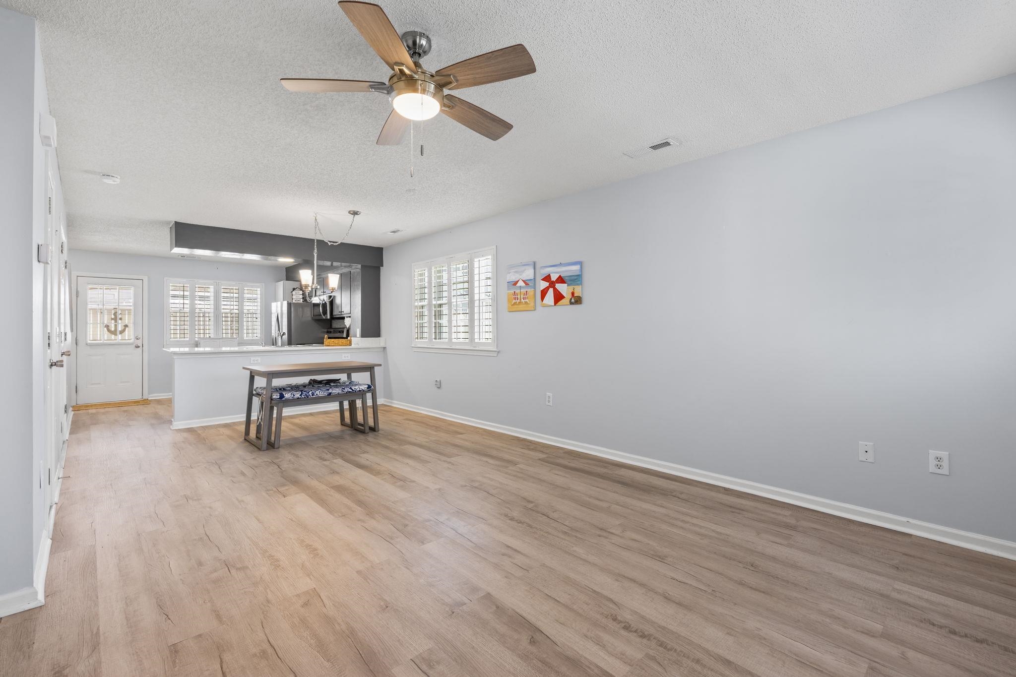 611 2nd Ave. S Unit: 16 E