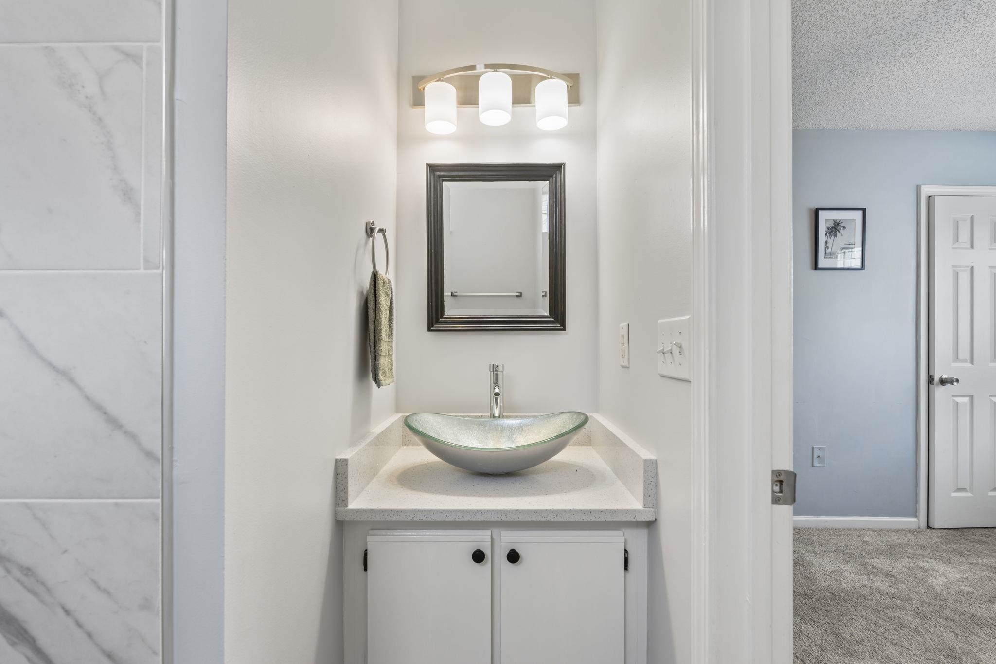 611 2nd Ave. S Unit: 16 E