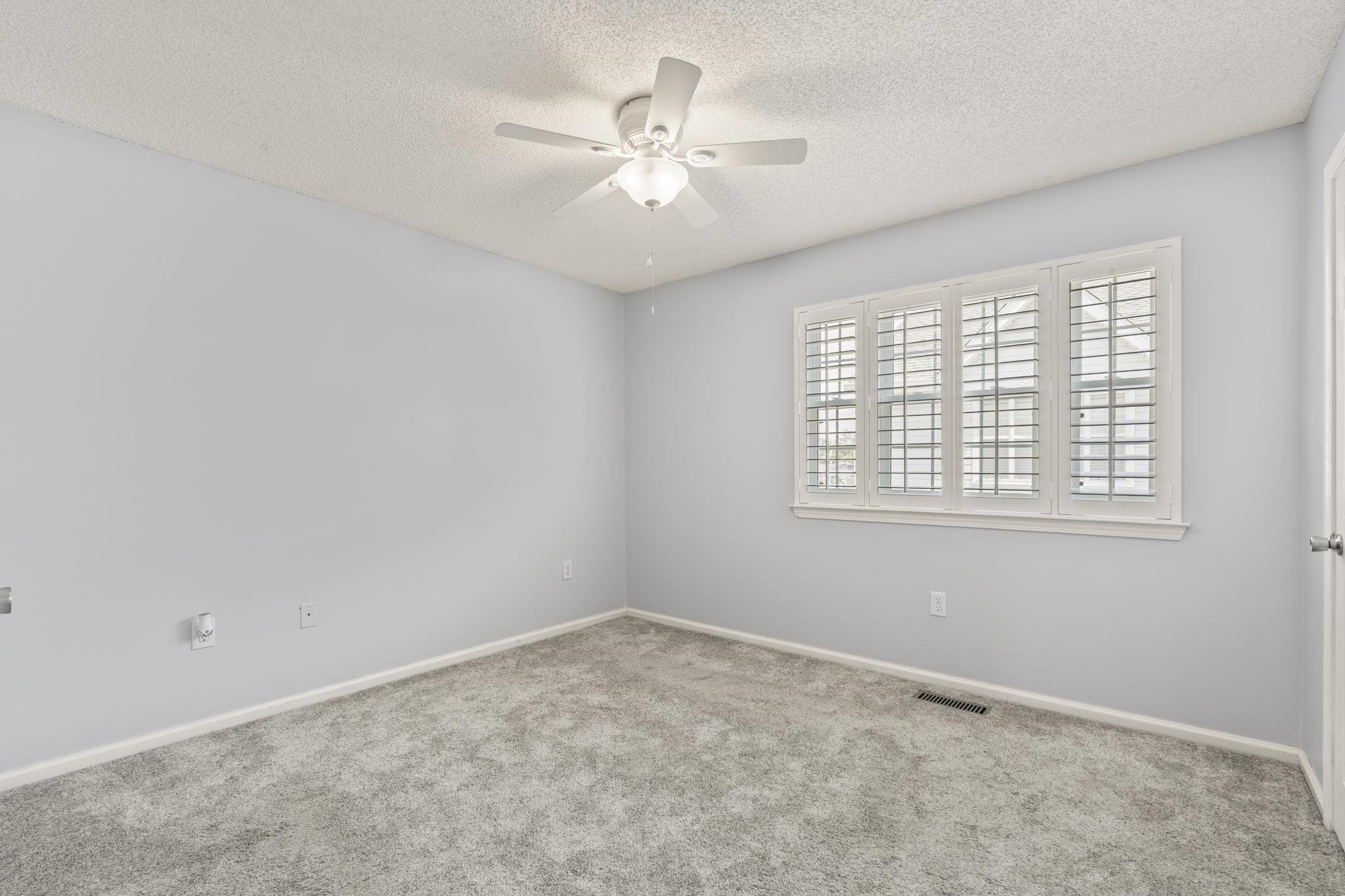 611 2nd Ave. S Unit: 16 E