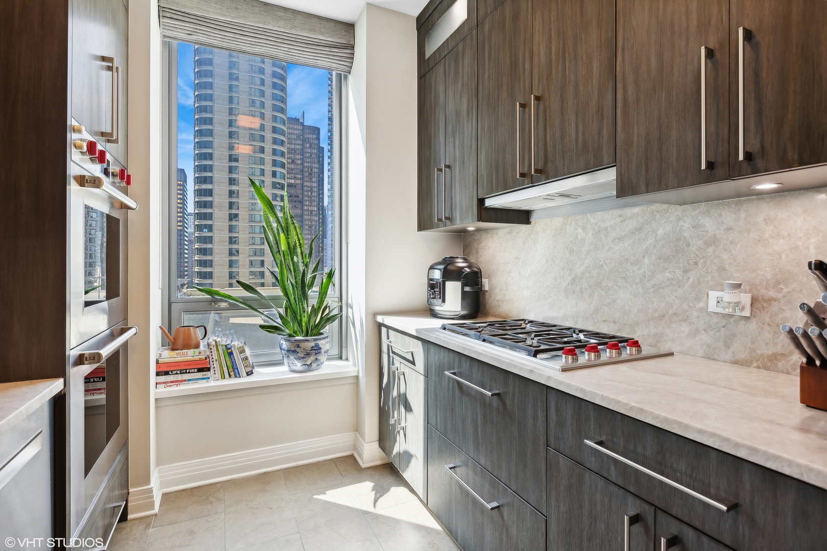 600 N Lake Shore Drive Unit: 1408