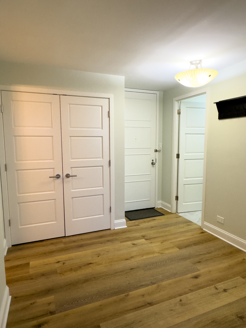 111 E Chestnut Street Unit: 31DE