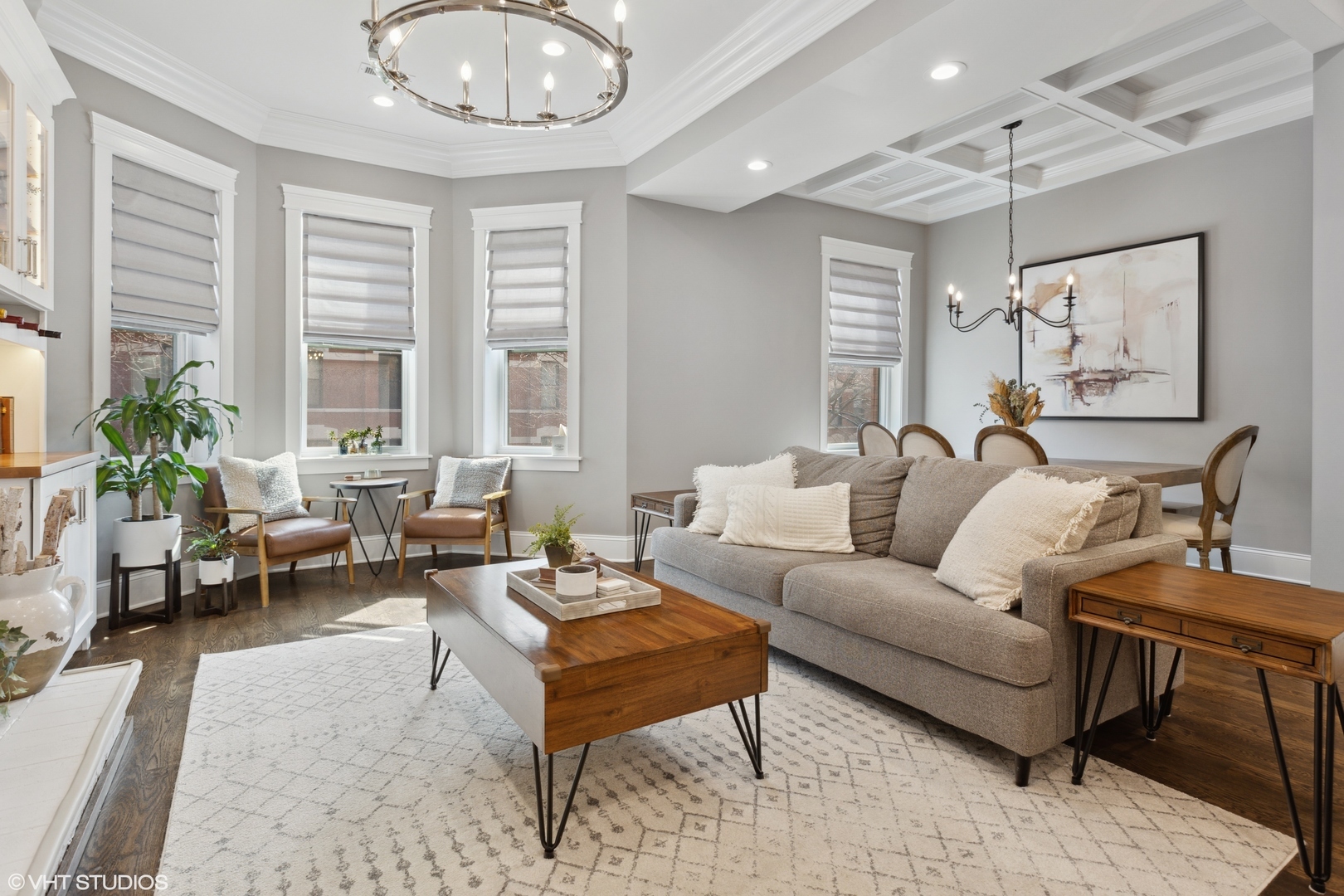 2016 N Cleveland Avenue Unit: 2N