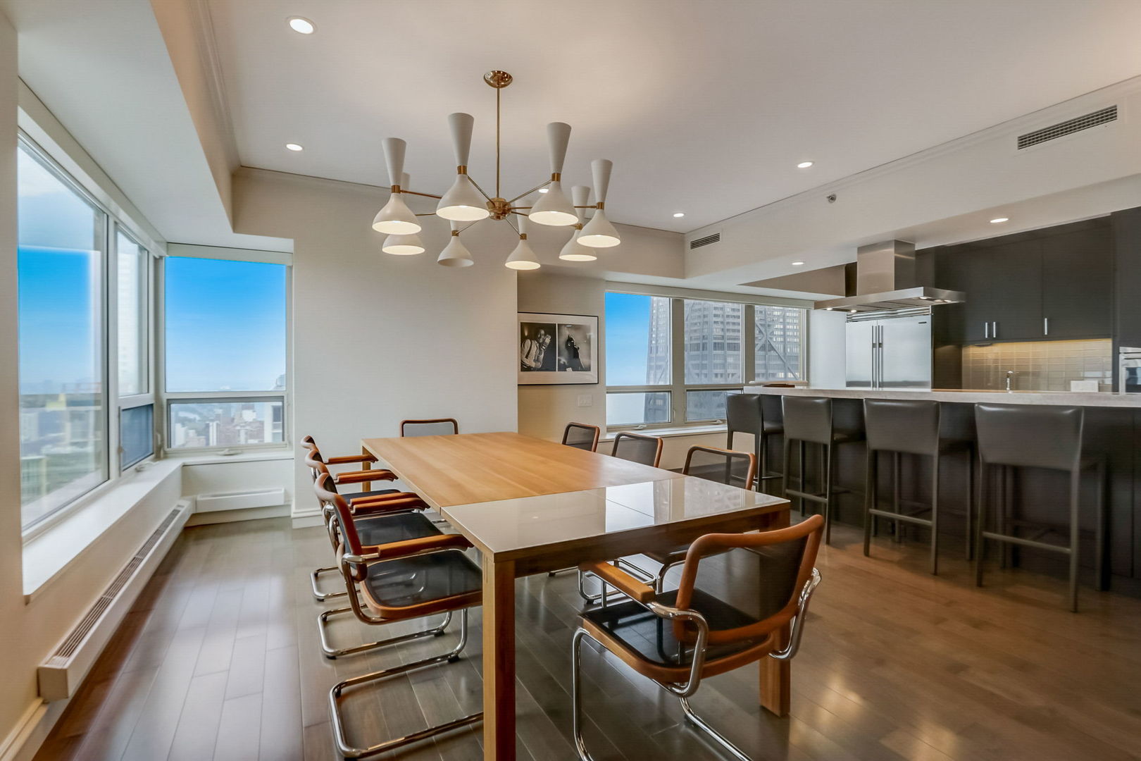 800 N Michigan Avenue Unit: 4703