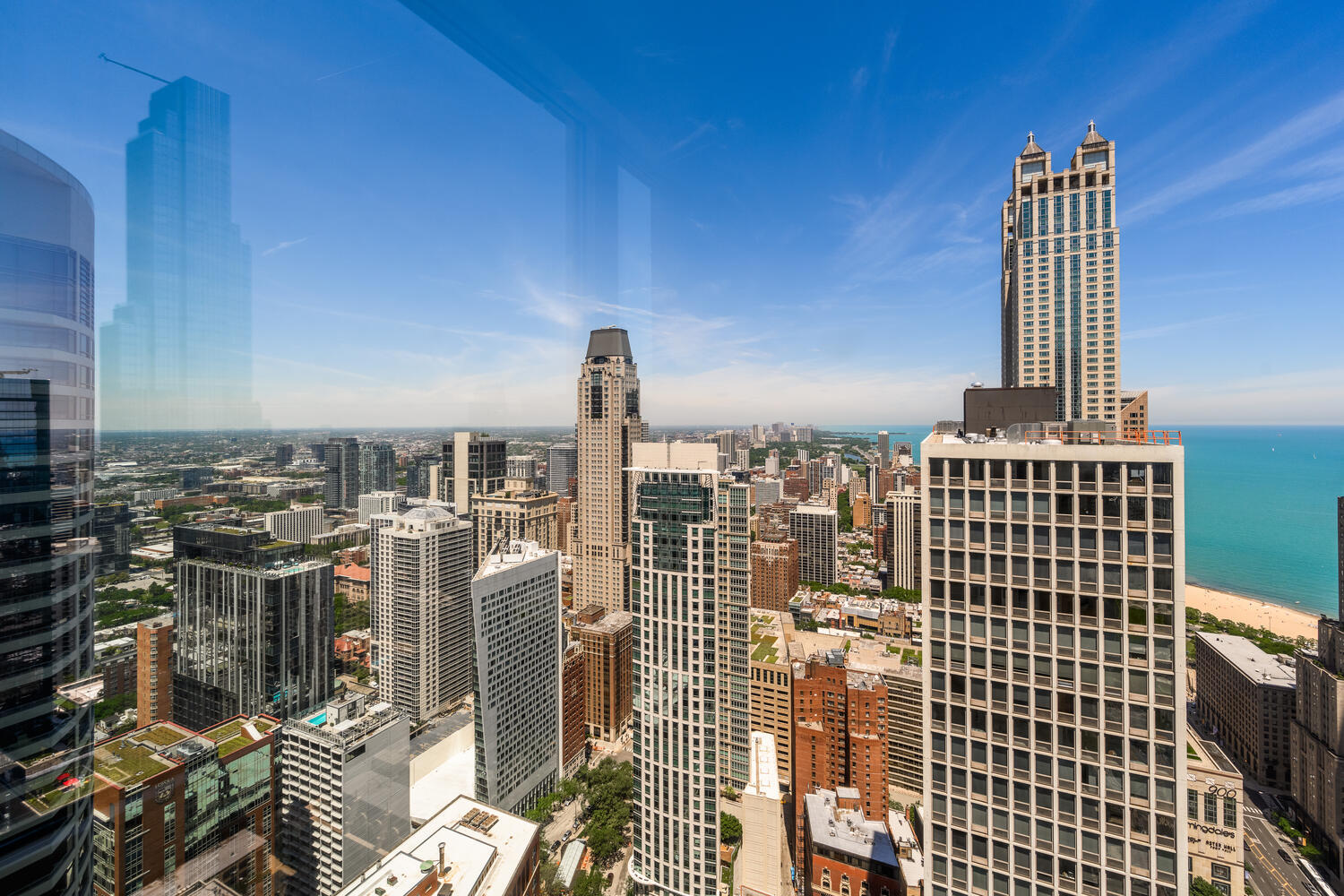 800 N Michigan Avenue Unit: 4703