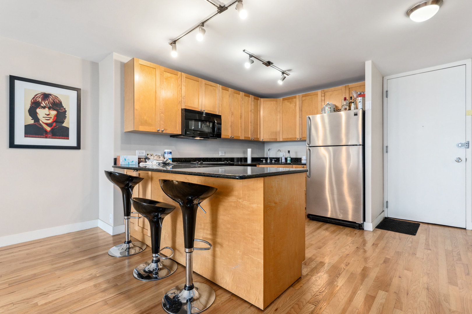 1660 N La Salle Street Unit: 4208