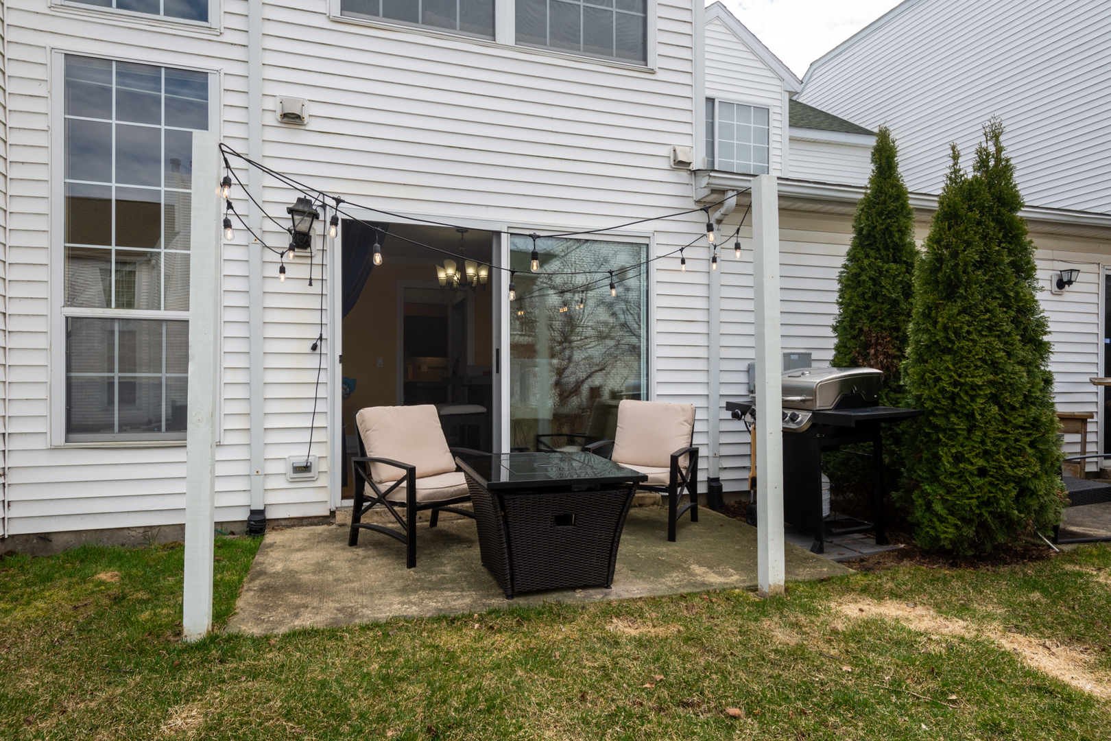 138 HEMSTEAD Street