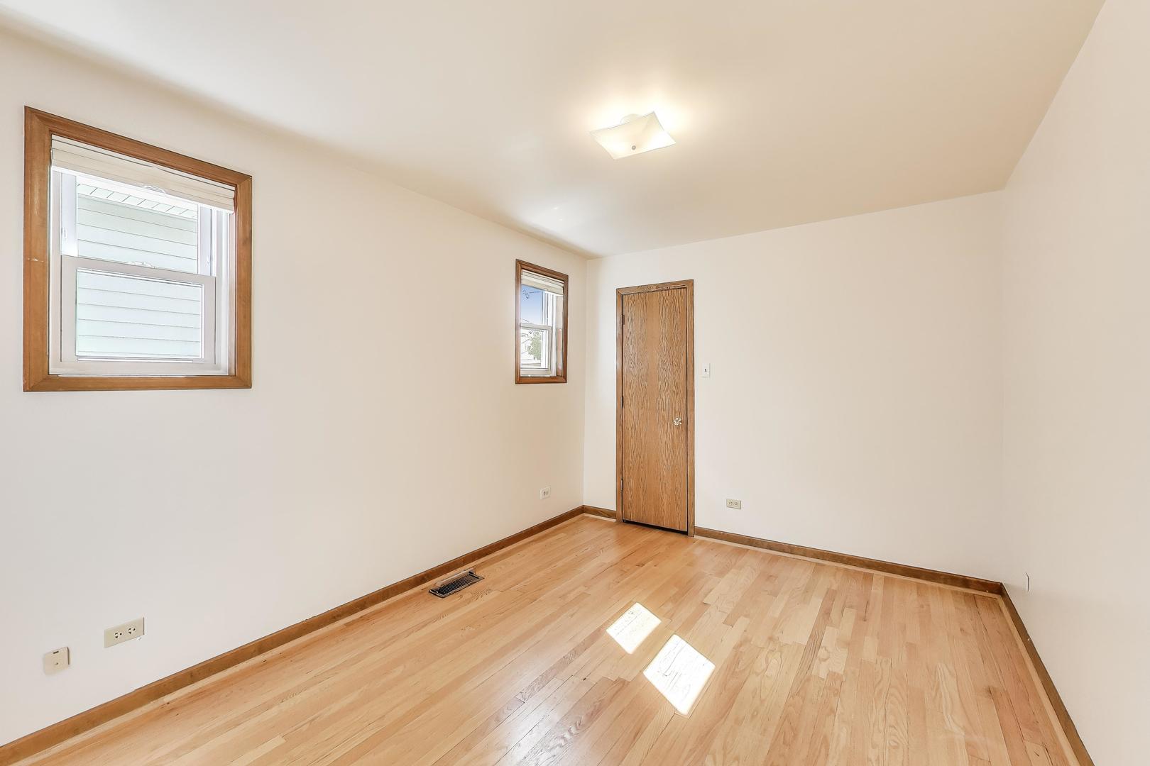 4533 N McVicker Avenue