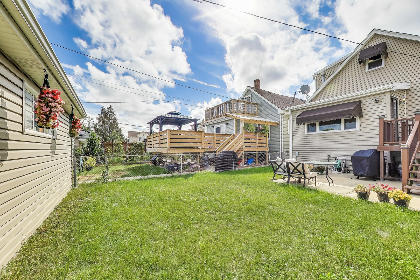 4533 N McVicker Avenue