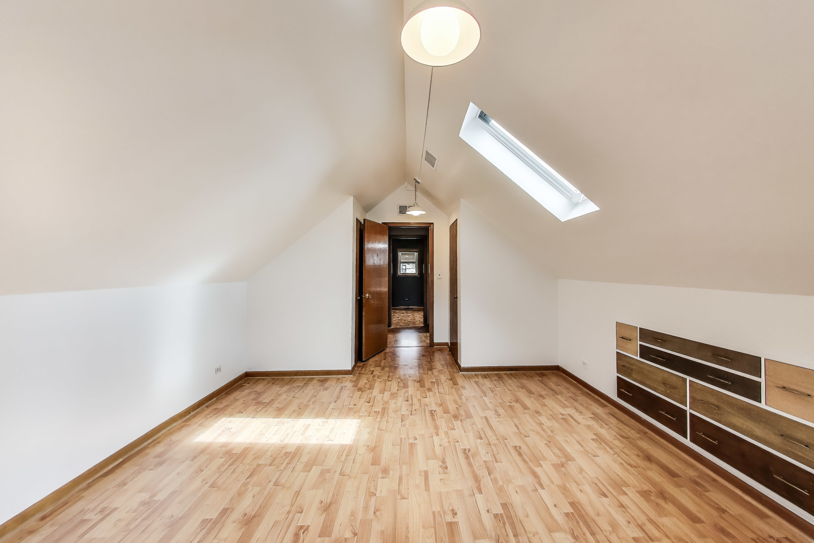 4533 N McVicker Avenue