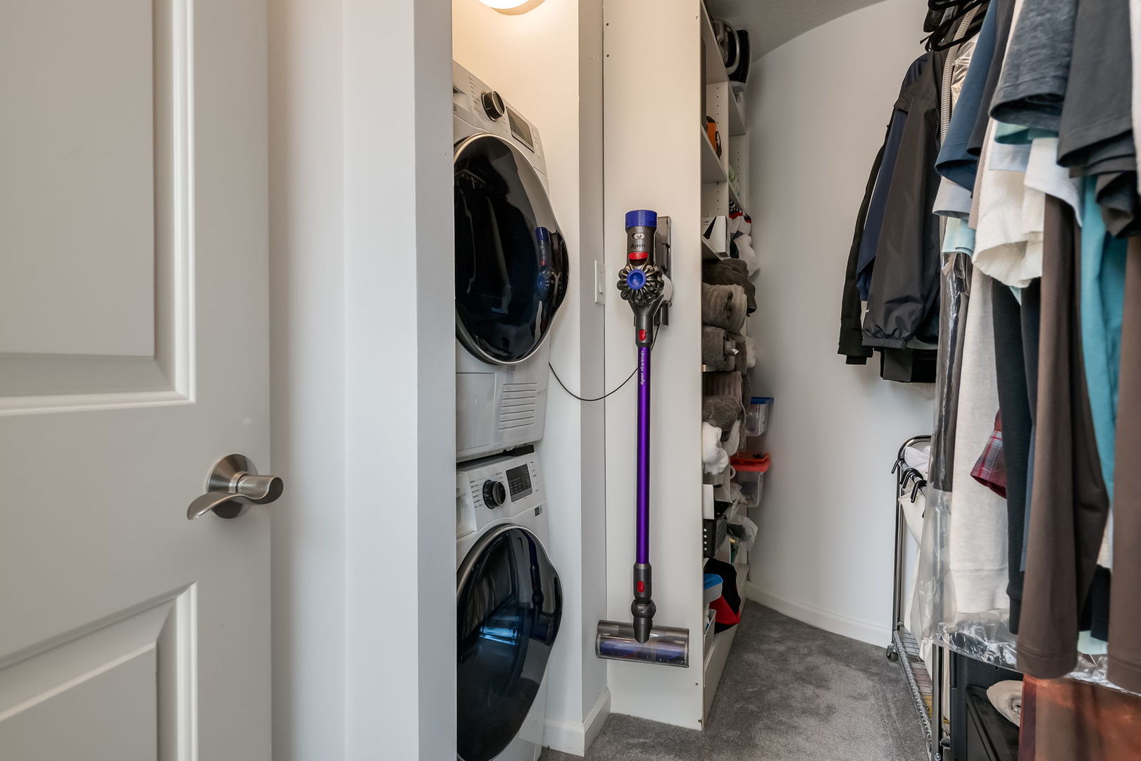 111 E Chestnut Street Unit: 37K