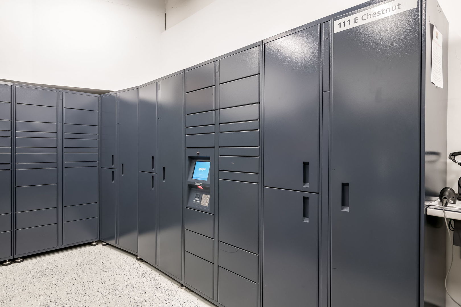 111 E Chestnut Street Unit: 37K