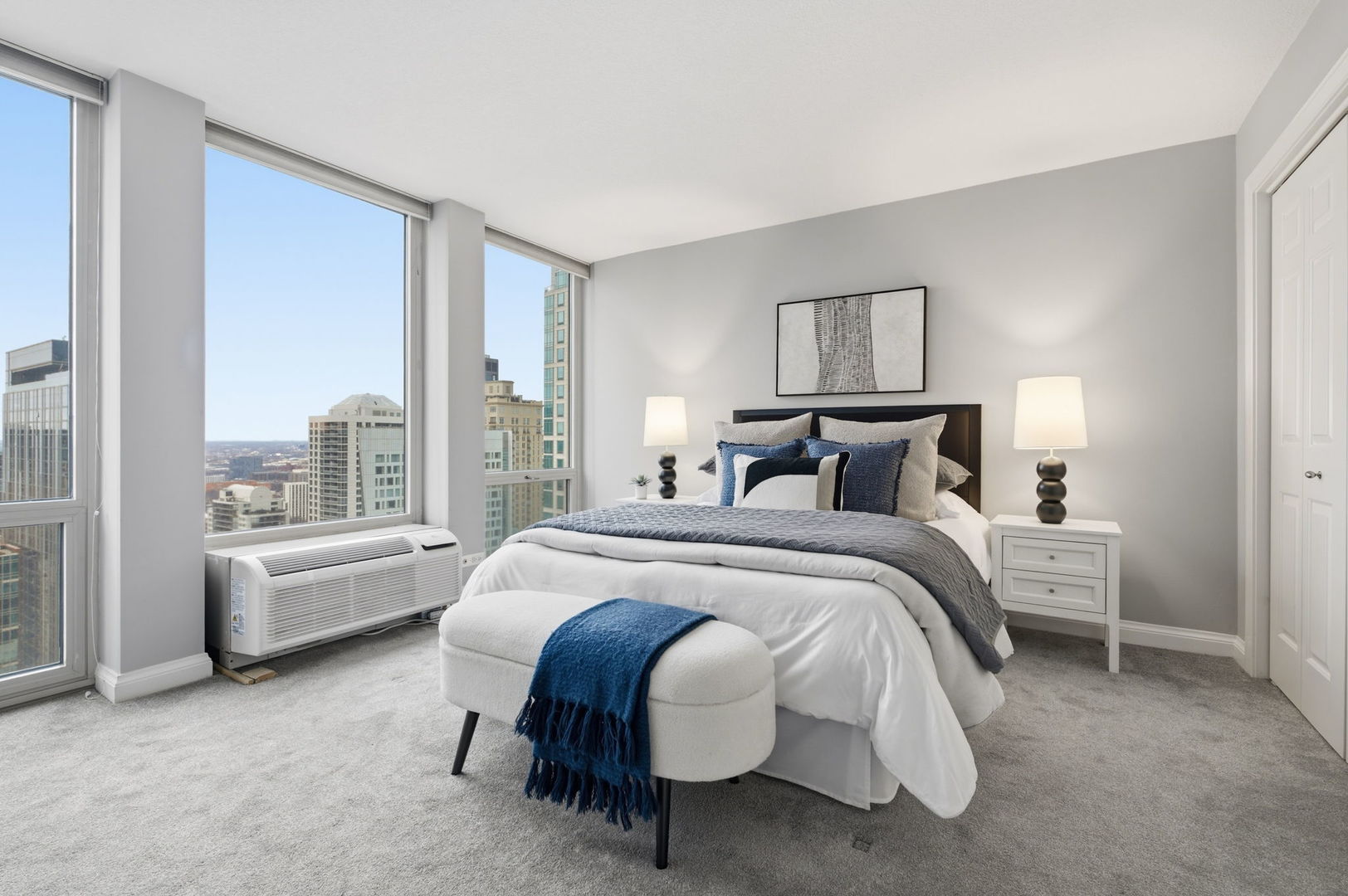 111 E Chestnut Street Unit: 37K