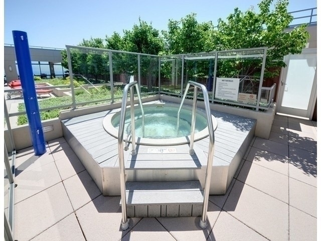 65 E Monroe Street Unit: 4124