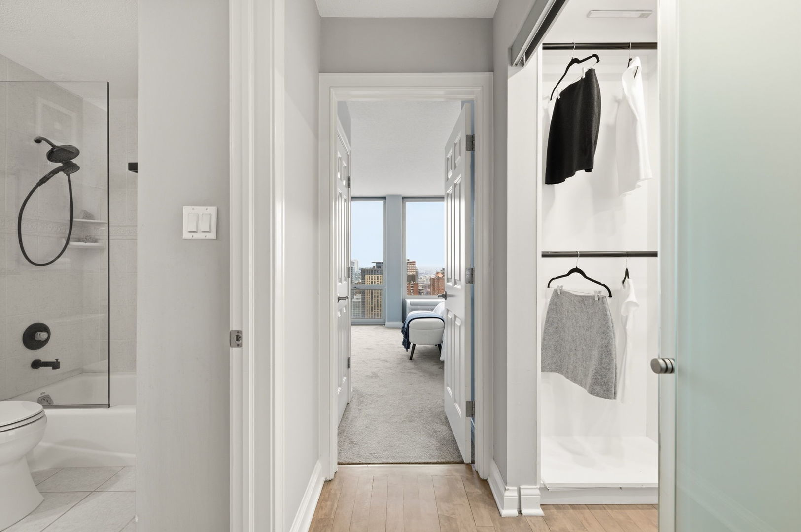 111 E Chestnut Street Unit: 37K