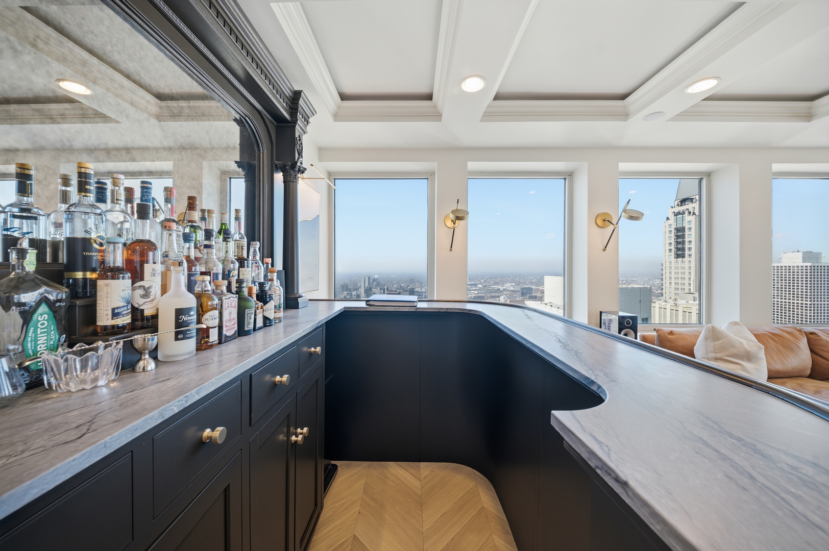 111 E Chestnut Street Unit: PHAB