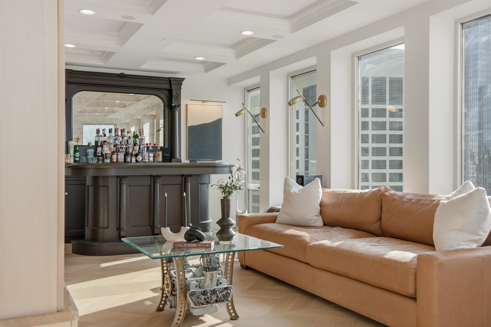 111 E Chestnut Street Unit: PHAB