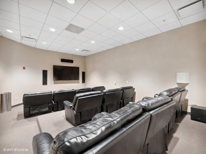 240 E Illinois Street Unit: 3101