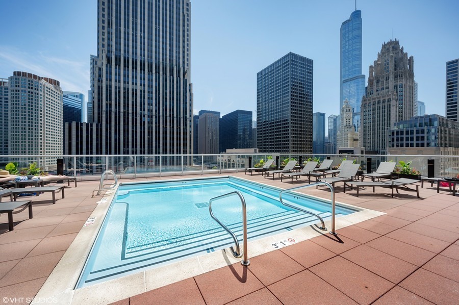 240 E Illinois Street Unit: 3101