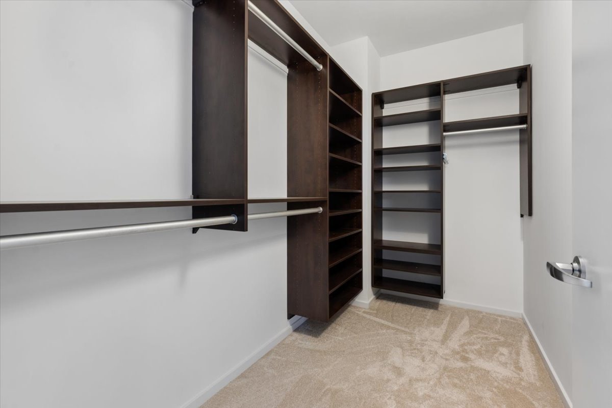 240 E Illinois Street Unit: 3101