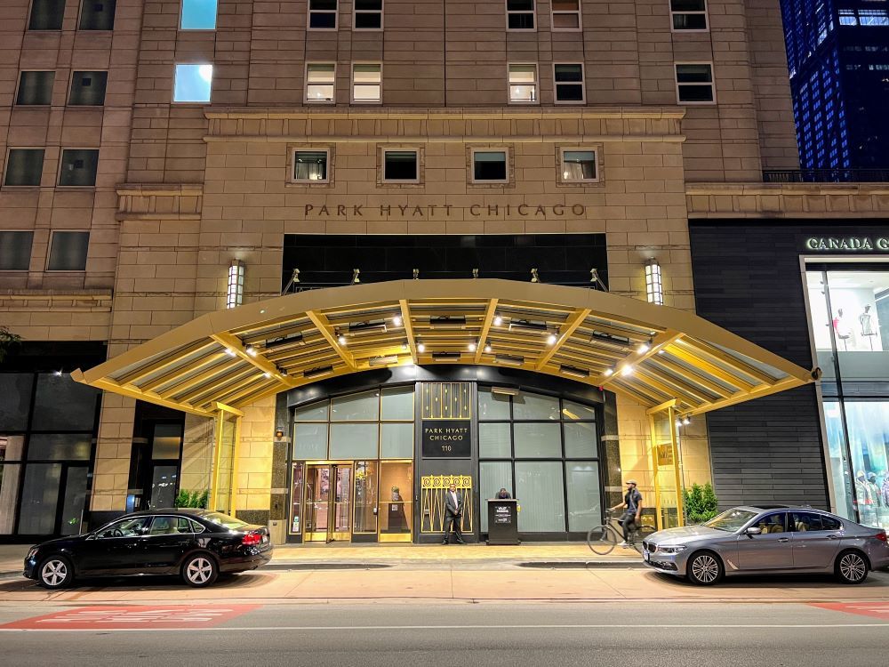 800 N Michigan Avenue Unit: 4703