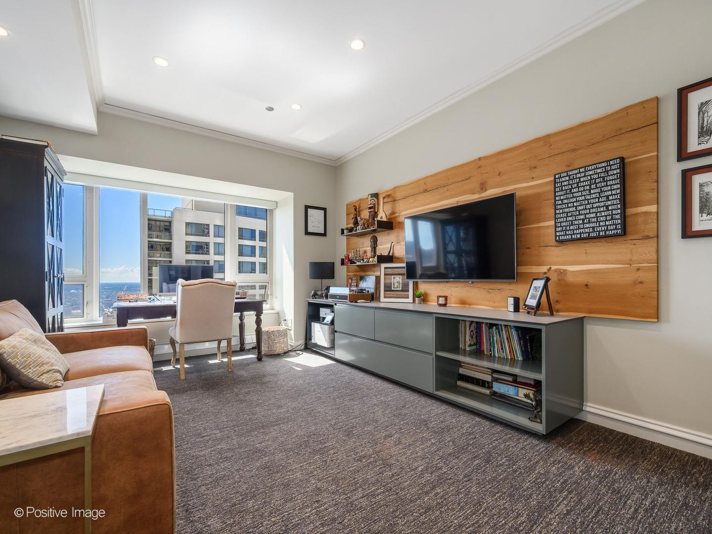 800 N Michigan Avenue Unit: 4703