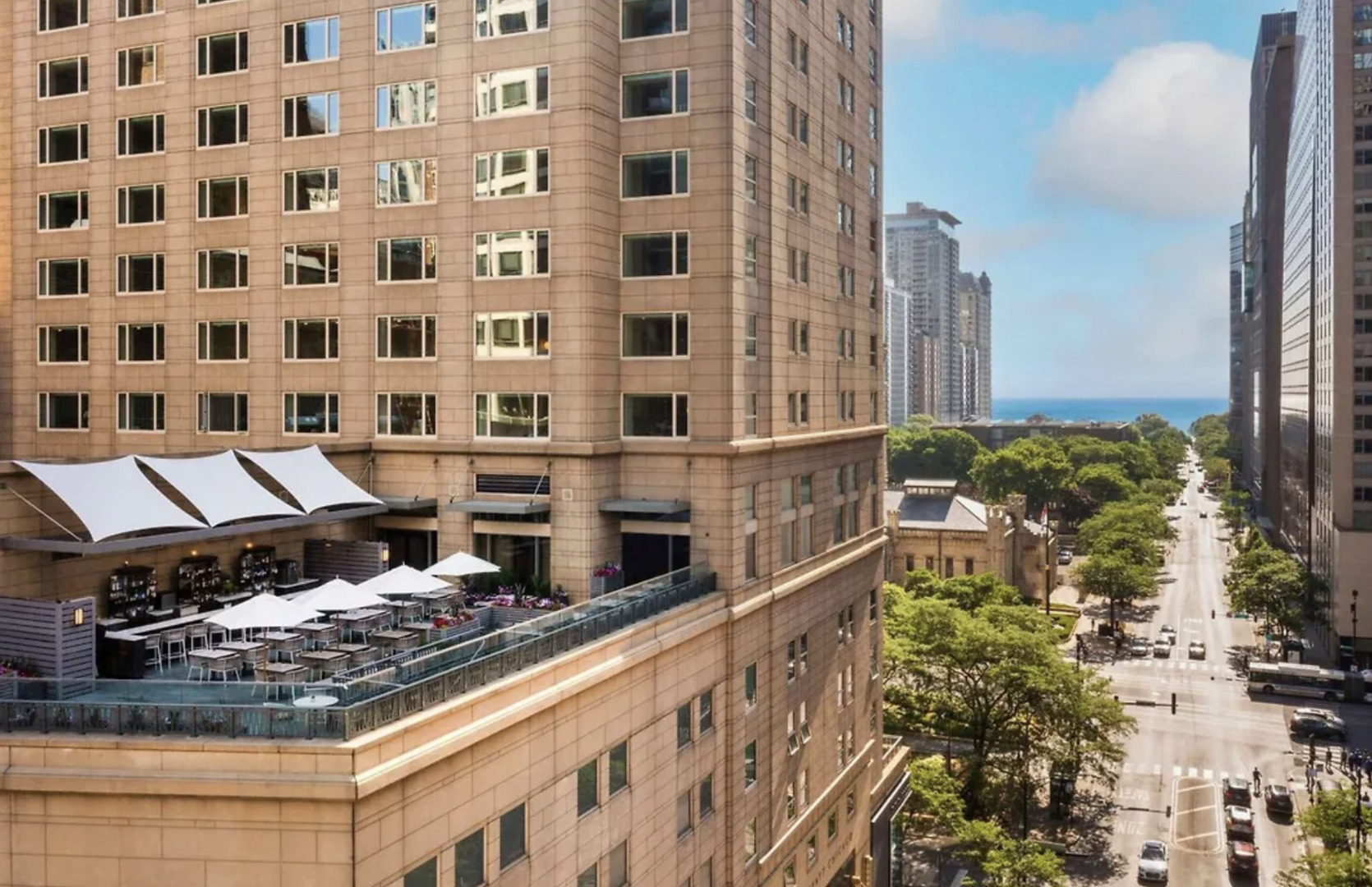 800 N Michigan Avenue Unit: 4703
