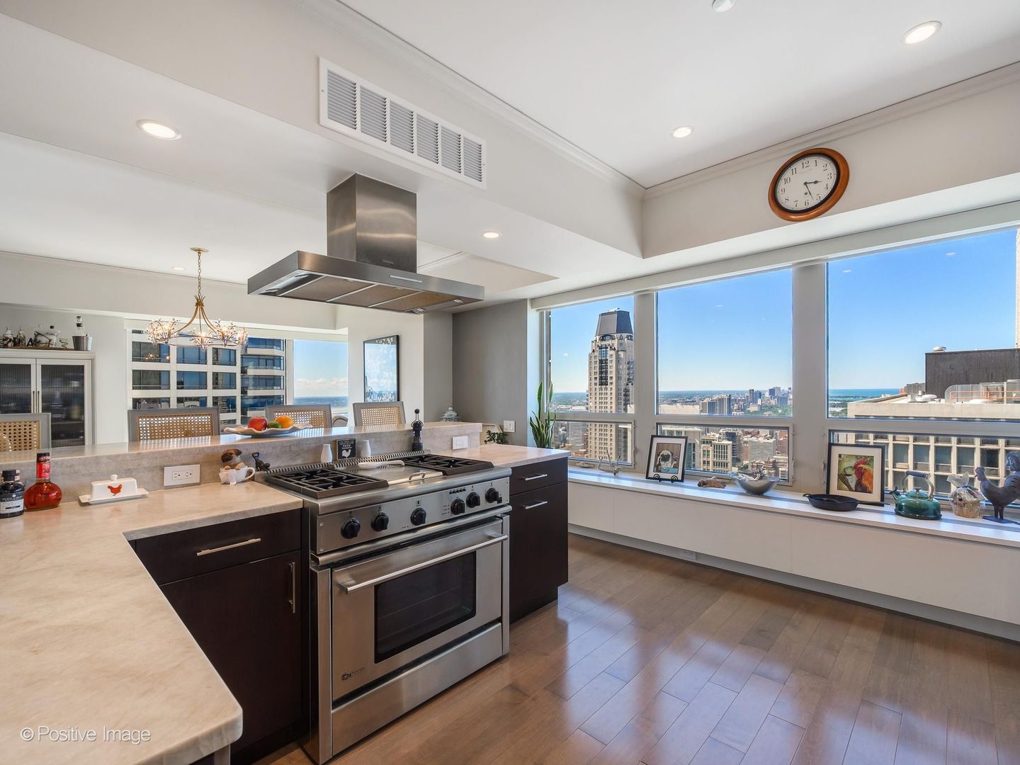 800 N Michigan Avenue Unit: 4703