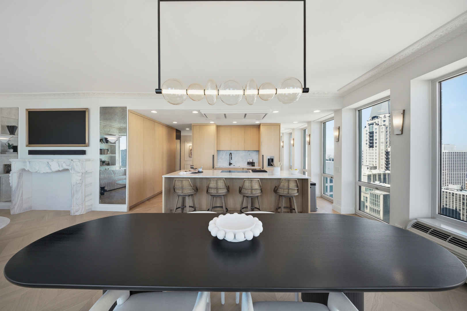 111 E Chestnut Street Unit: PH-AB
