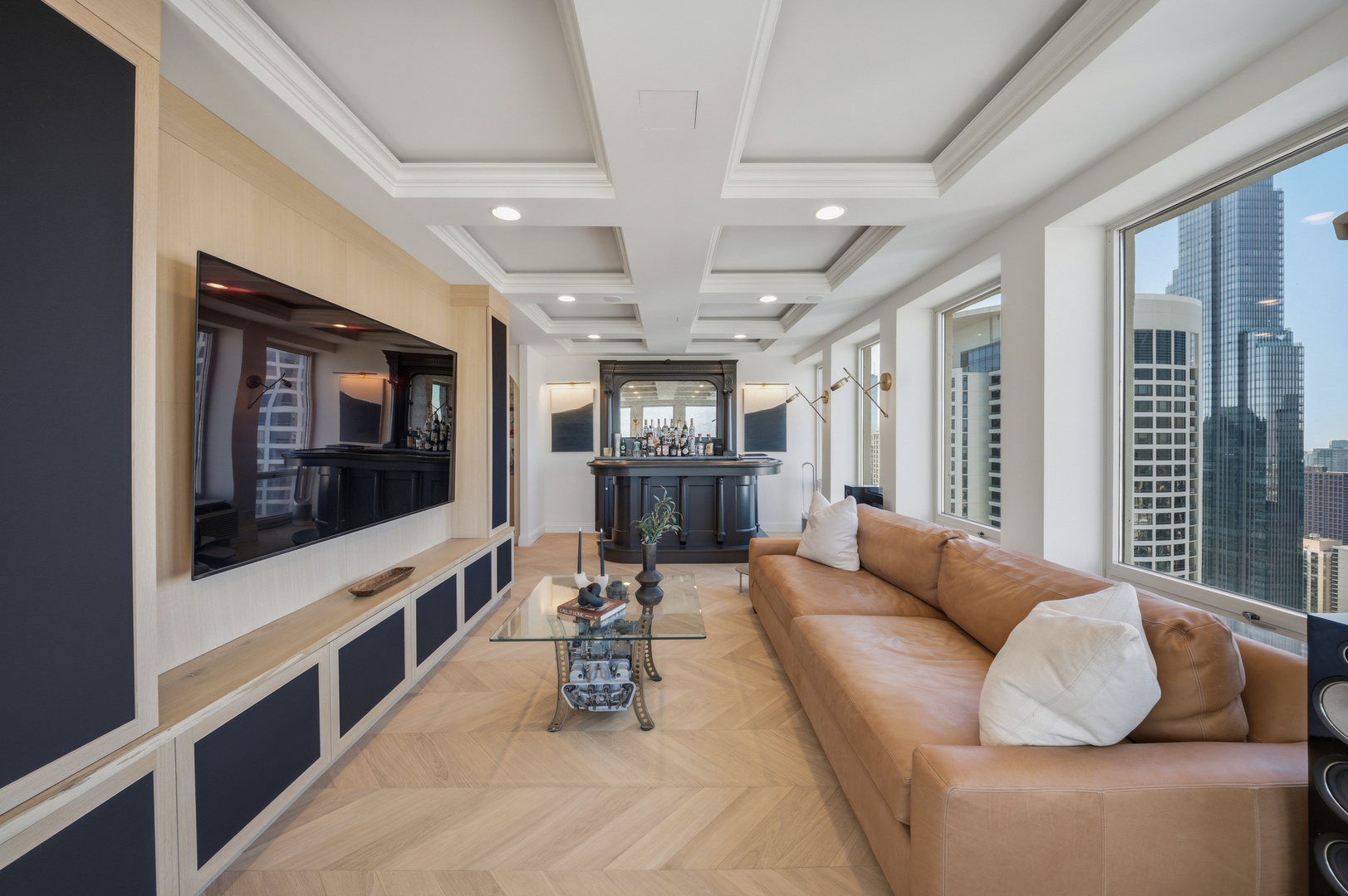 111 E Chestnut Street Unit: PH-AB
