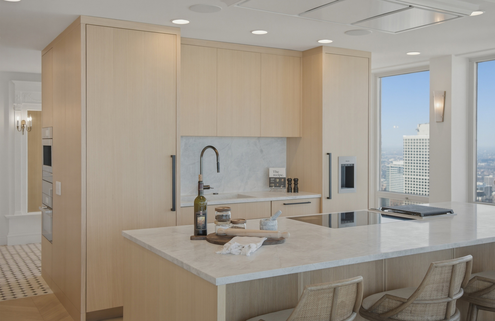 111 E Chestnut Street Unit: PH-AB