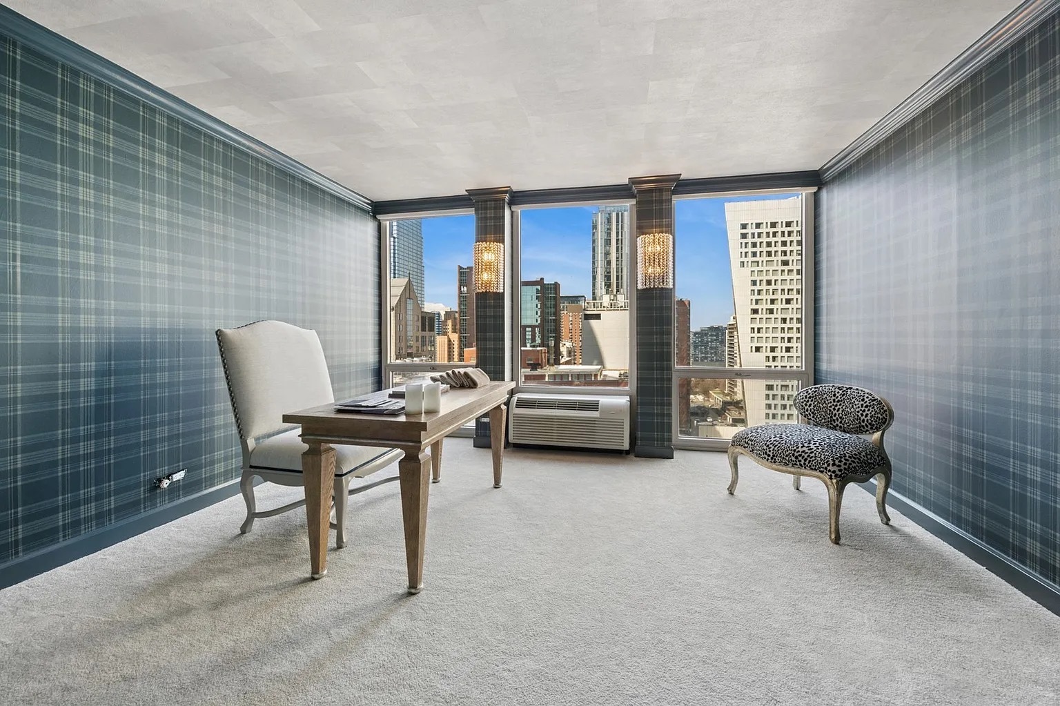 111 E Chestnut Street Unit: 22A