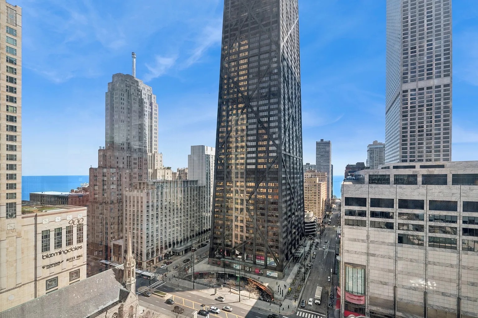 111 E Chestnut Street Unit: 22A