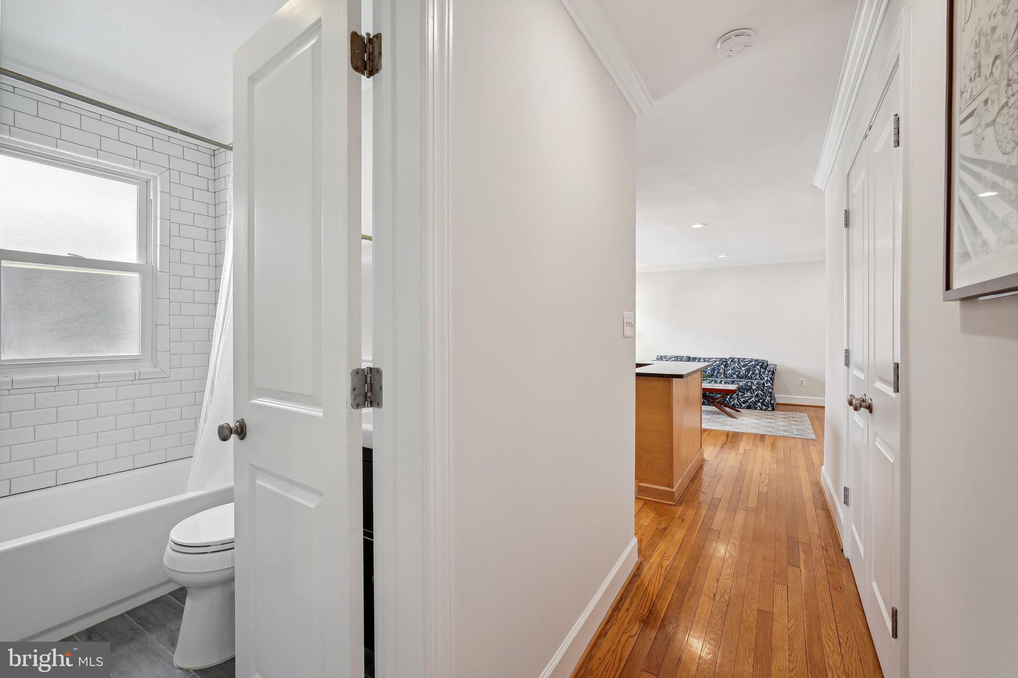 420 Oklahoma Ave NE #202