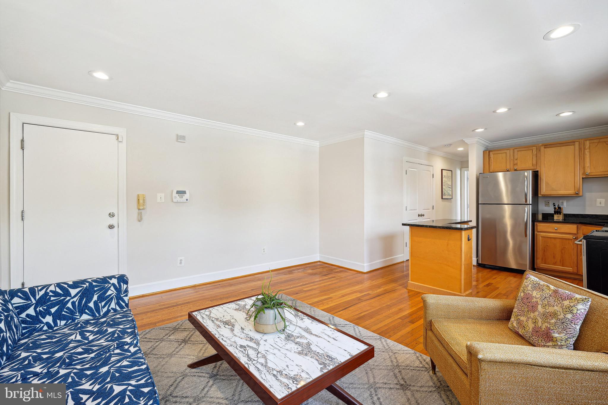 420 Oklahoma Ave NE #202