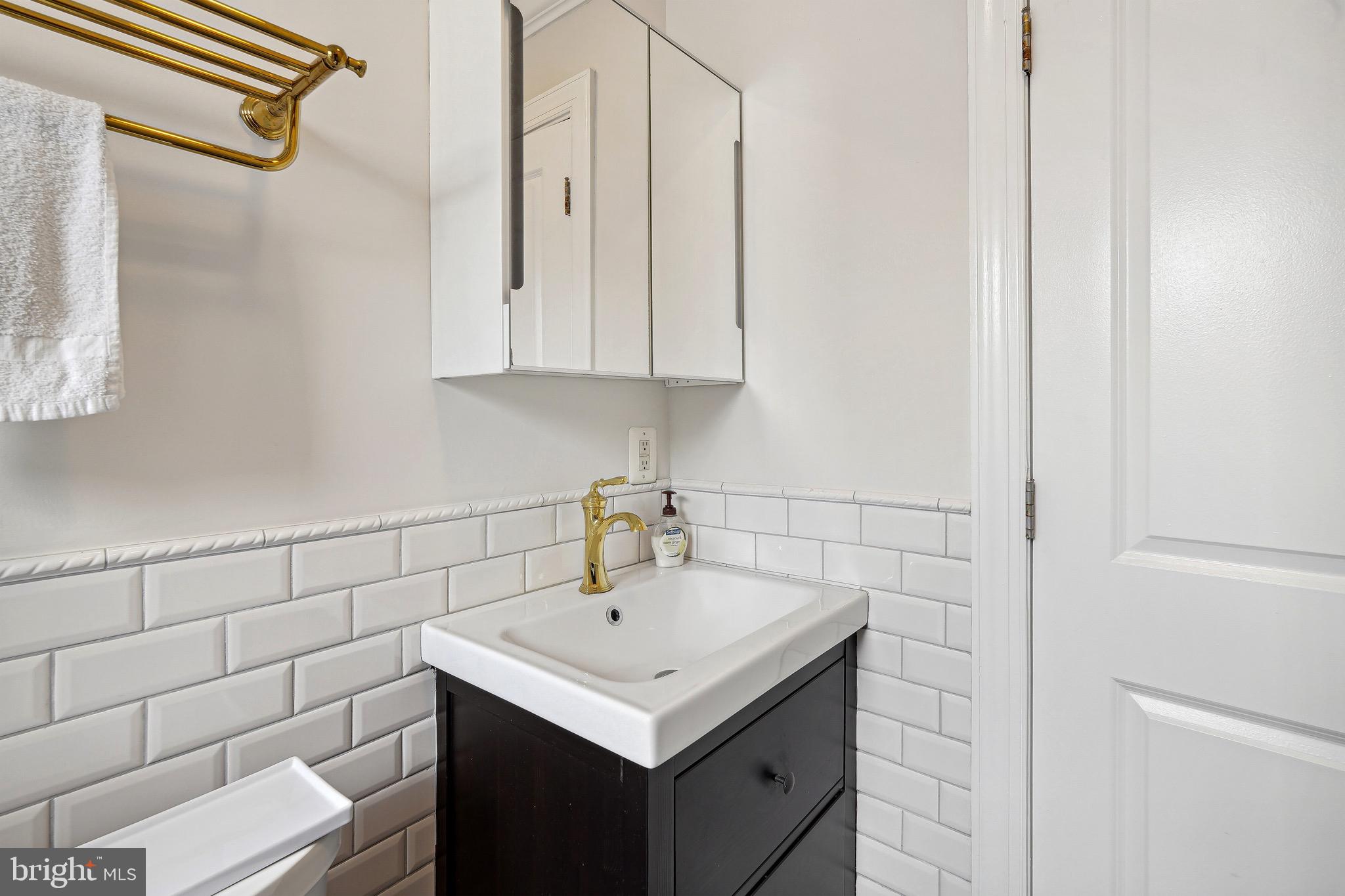 420 Oklahoma Ave NE #202