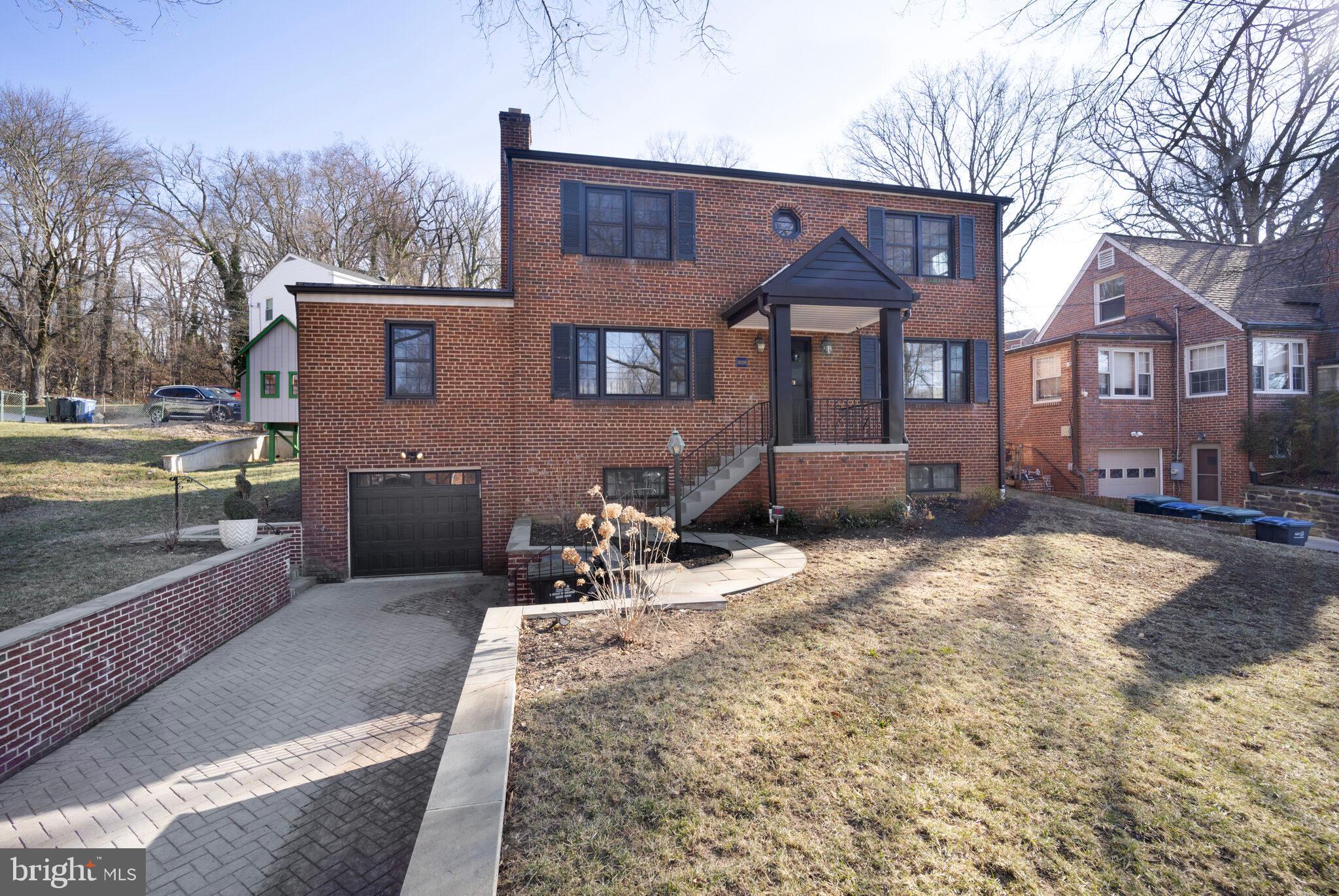 3729 Carpenter St SE