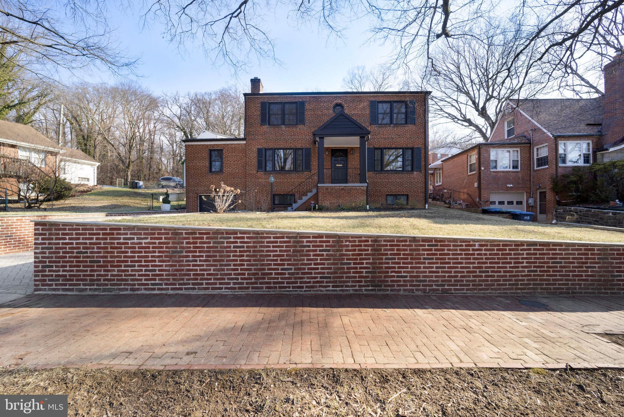 3729 Carpenter St SE