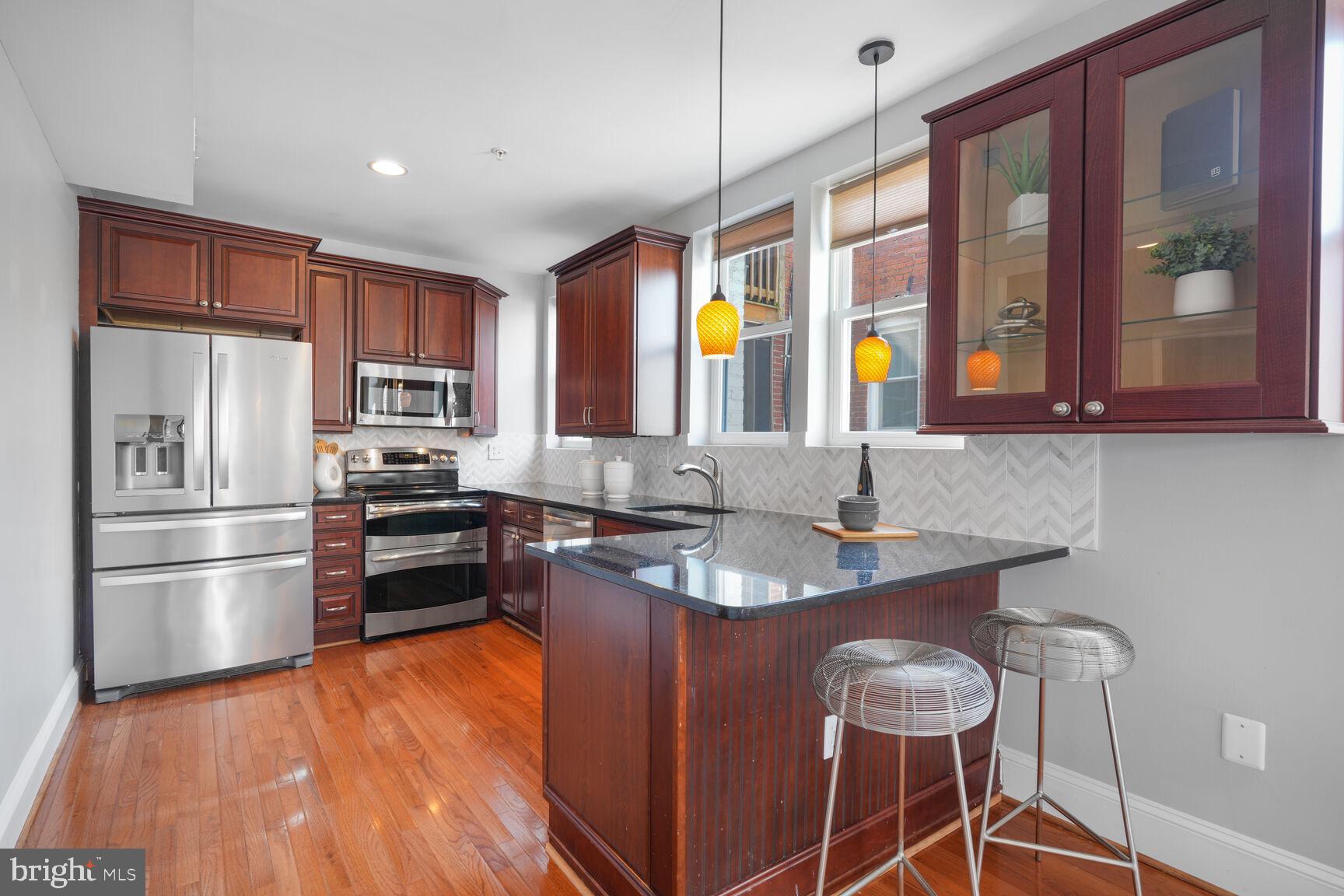 1823 Newton St NW #209